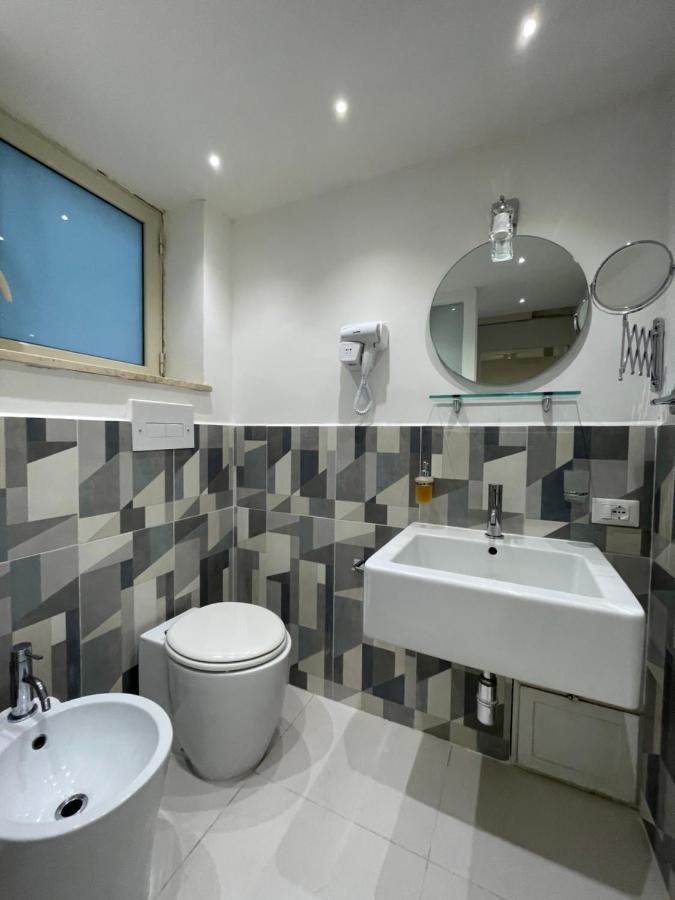 Centro Citta Basement Hotel ปาแลร์โม ภายนอก รูปภาพ