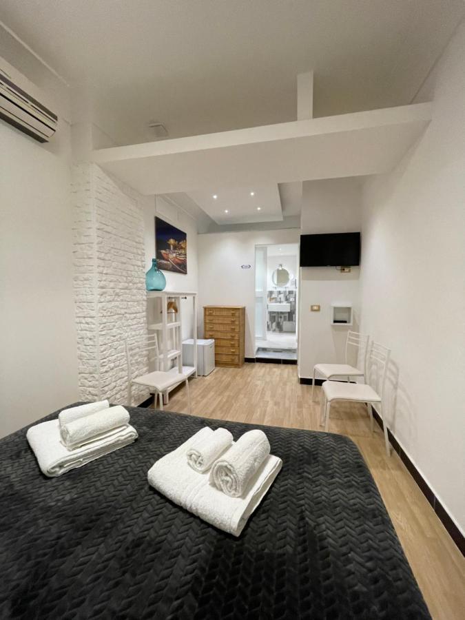 Centro Citta Basement Hotel ปาแลร์โม ภายนอก รูปภาพ